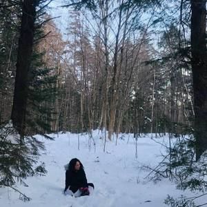 Meet your Posher, Bg